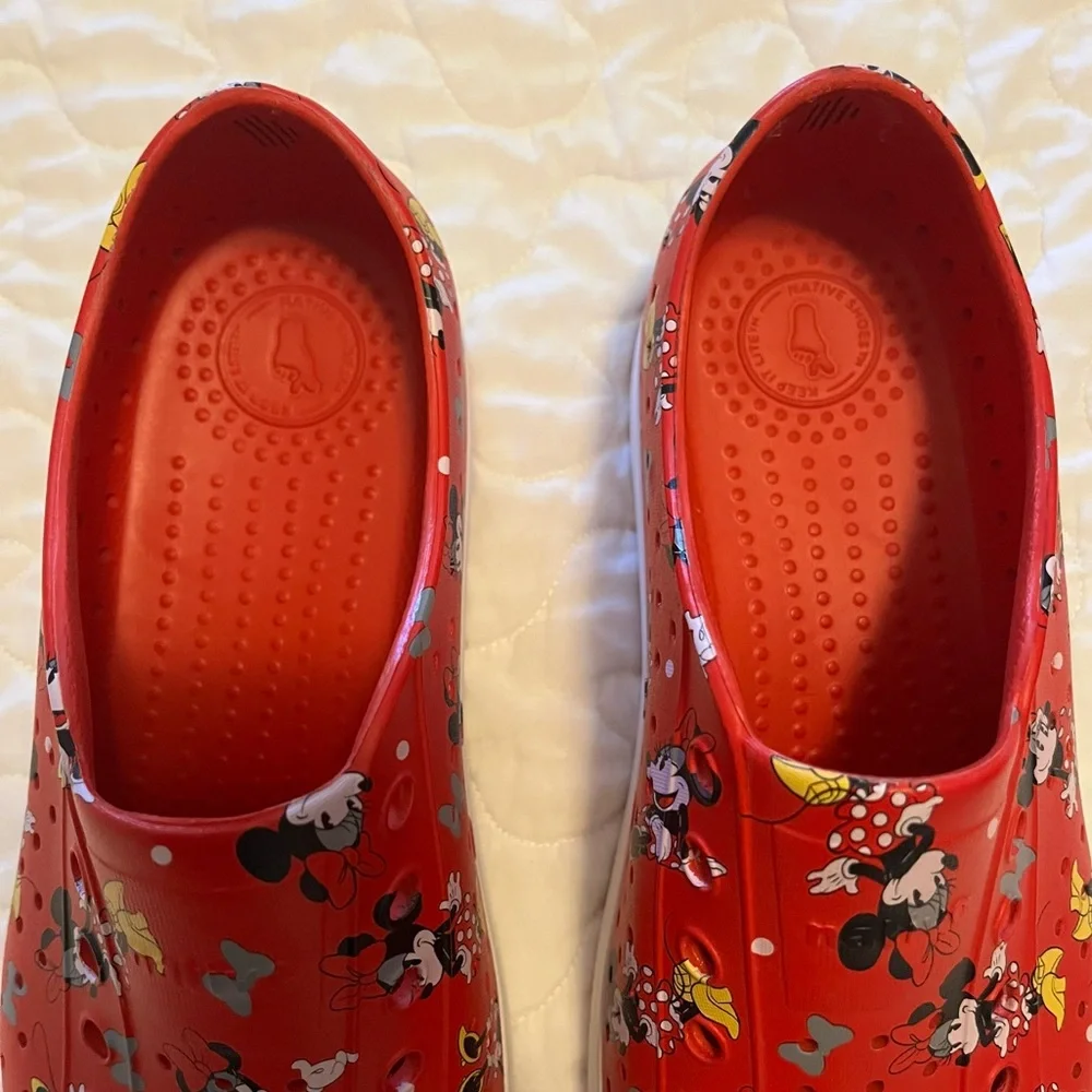 NWOT Native shoes Disney Minnie Mouse slip on 10 - Picture 6 of 7